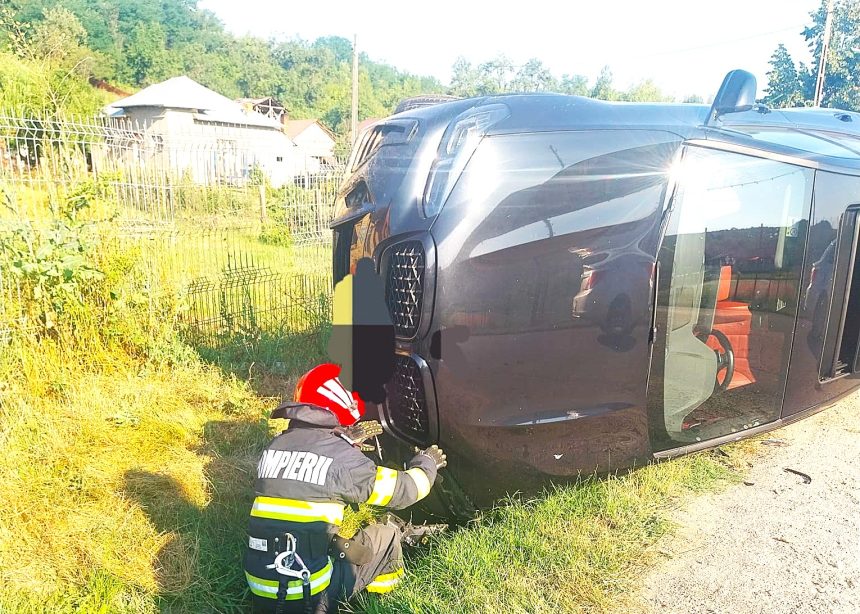 Accident in Arges BMW rasturnat a ajuns direct