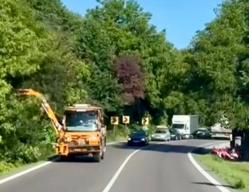 DN 7 blocat pe kilometri intregi Ce se intampla acum