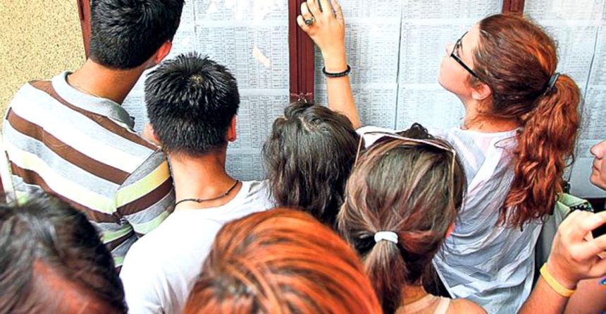 Locuri disponibile la liceu in Arges Iata cate mai sunt