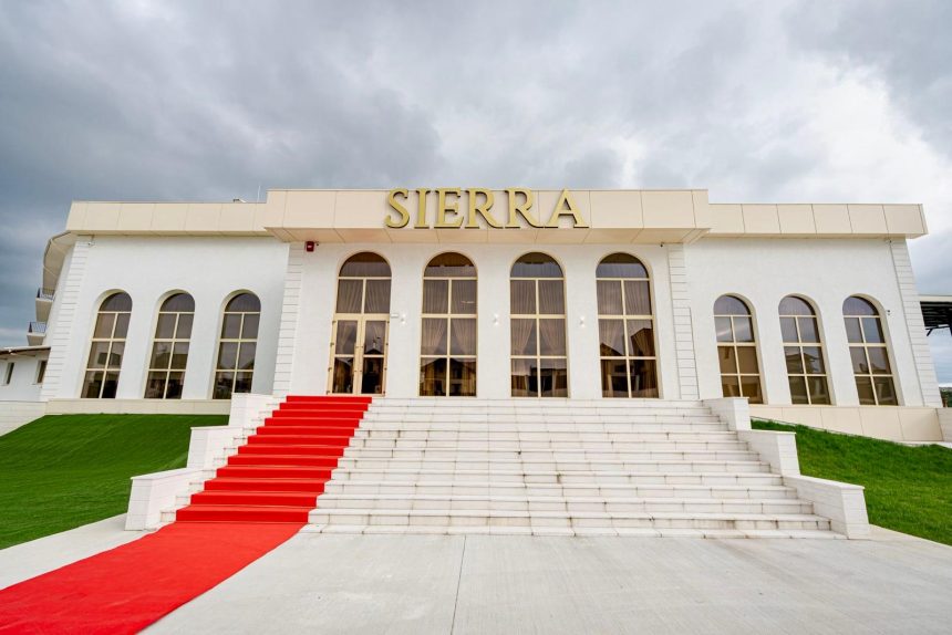 Nu este doar un hotel nu este doar un restaurant este Sierra GATO