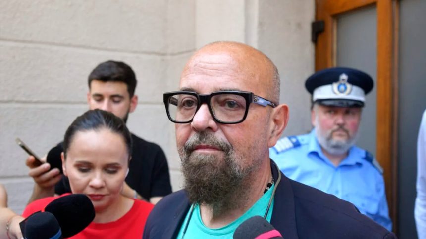 Piedone implicat in lovitura de teatru