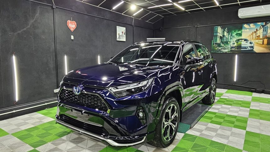 Piteshti Toyota RAV4 Plug in Hybrid 2024 ca o bijuterie