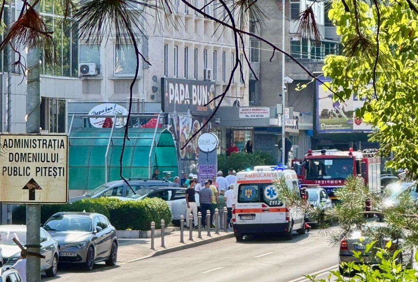 Pitesti Accident in centrul acum