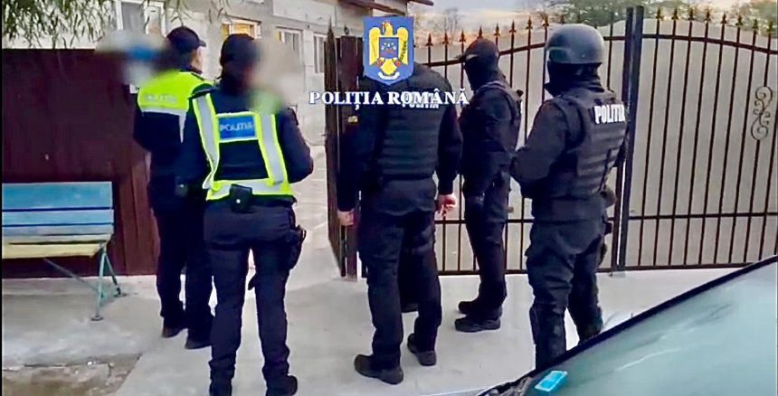 Politist implicat intr o retea de traficanti