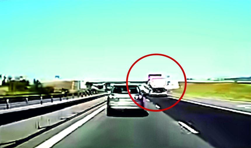 Accident grav pe A1 spre Pitesti surprins de camera