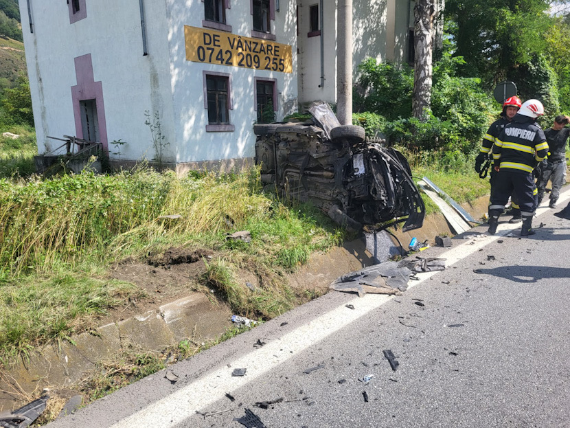 Cel mai periculos drum un alt accident grav Patru raniti