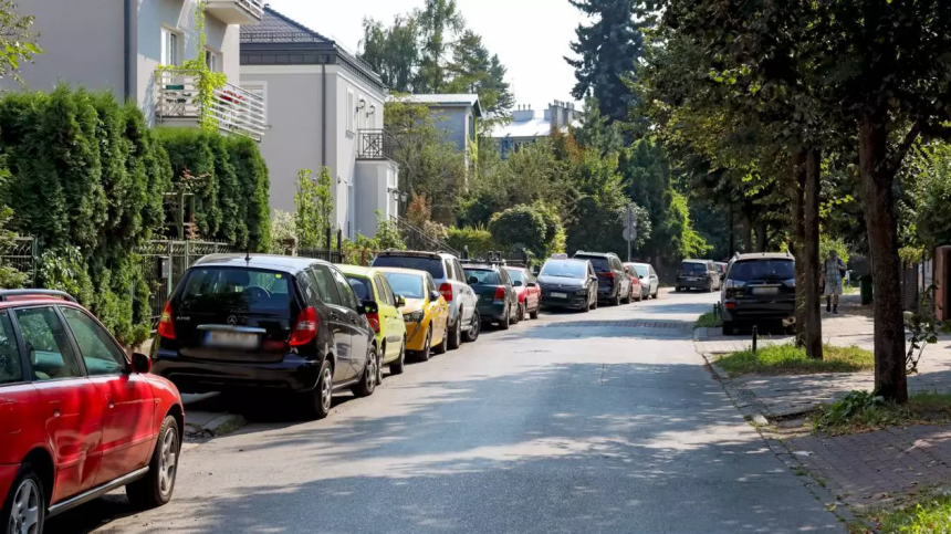 Codul Rutier 2025 Costul parcarii pe trotuar