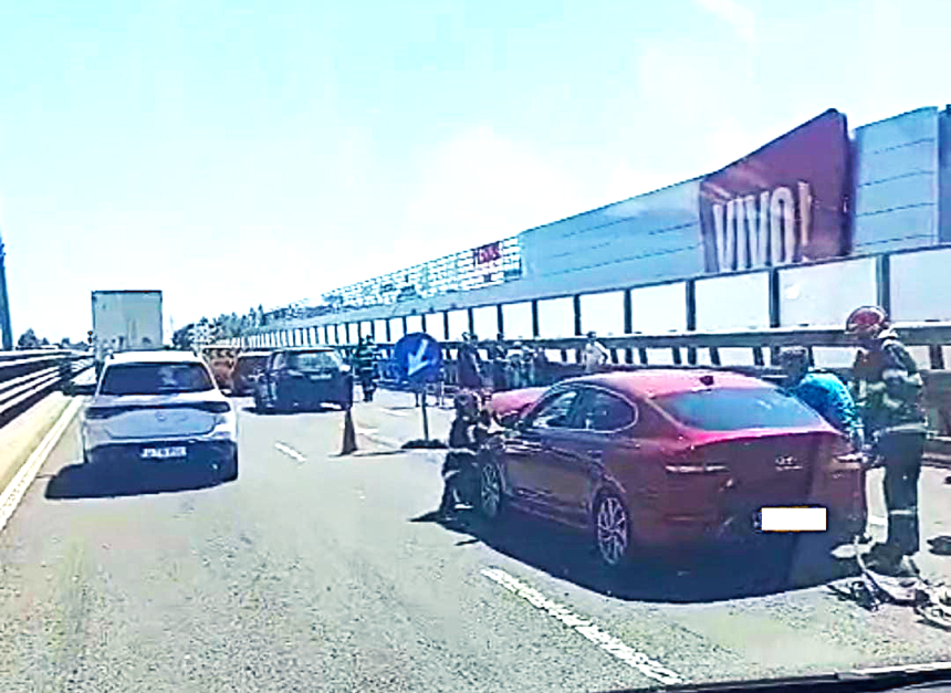 Din nou accident in lant pe autostrada haos pe pasarela
