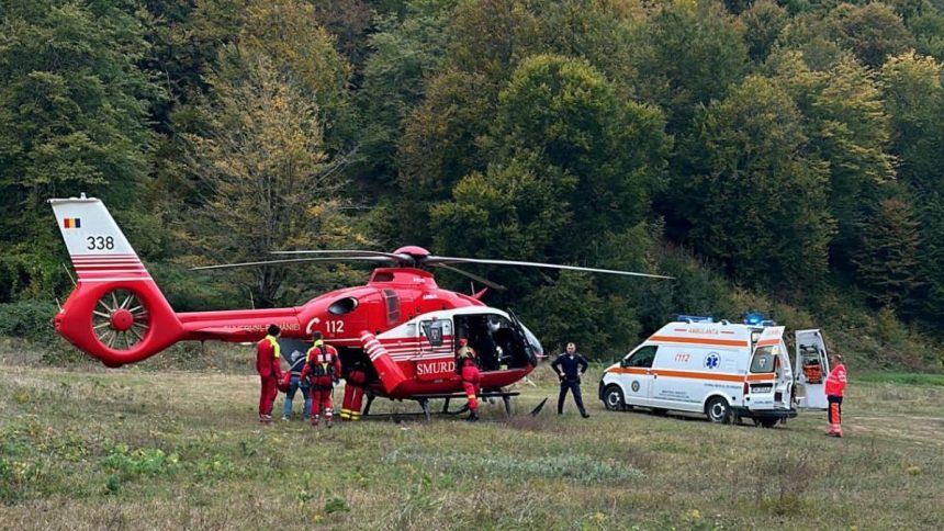 Masina cazuta intr o ripa din Arges 2 victime
