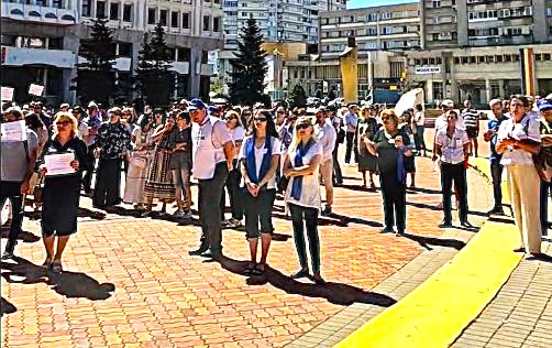 Protest in Centru la Pitesti Au iesit in strada