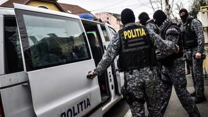 Scandal cu pietre si pumni in Arges Politisti atacati