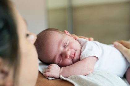 Vesti proaste pentru mamele in concediu de crestere