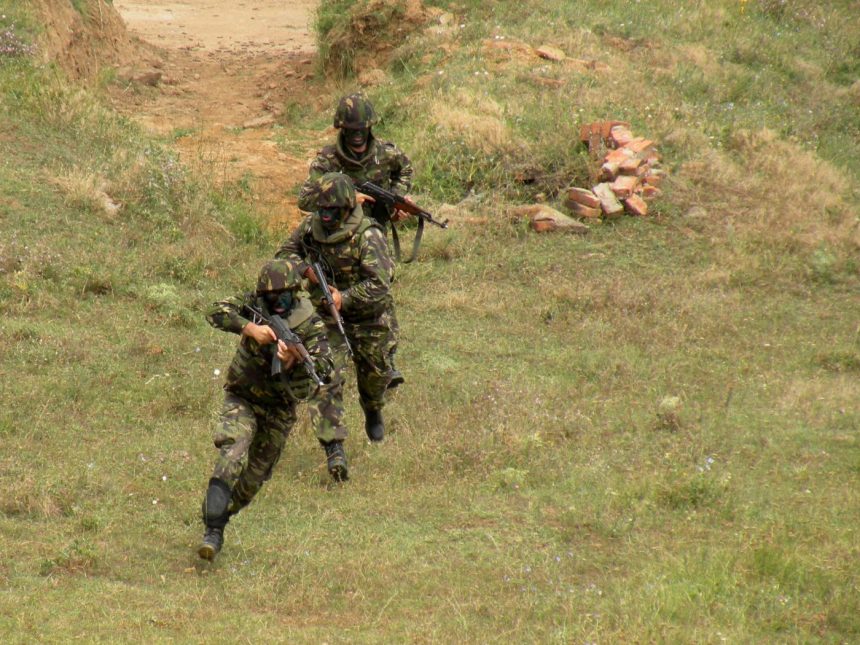 Avertisment pentru oameni Tragere in Campulung Arges