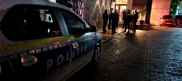 Batatie ca in filme la Stefanesti Femei si barbati