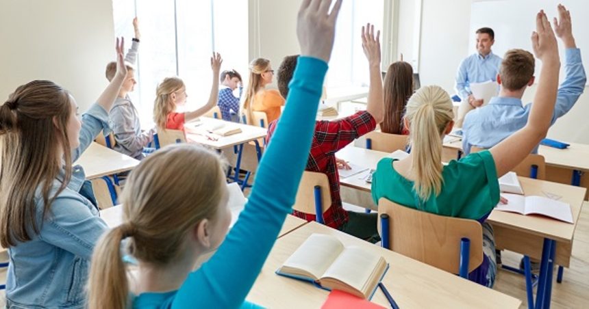 Calendarul burselor scolare 2025 2026 Cand se primesc banii