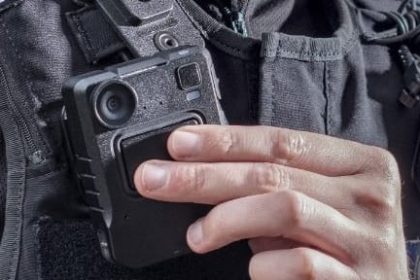 Camere de corp si pentru aceste persoane