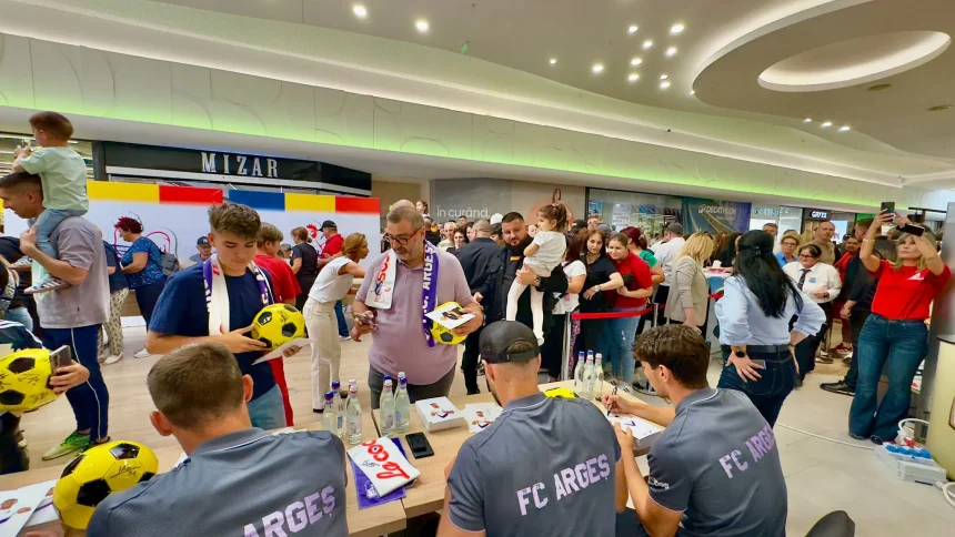 FC Arges attractia zilei la deschiderea La Cocos