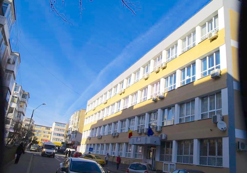Liceul Sanitar din Pitesti tinta ameniarilor socante