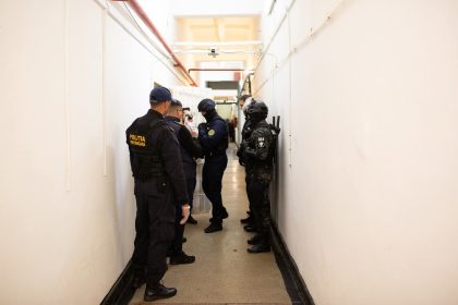 Mascatitii la Penitenciarul Mioveni Trafic de droguri