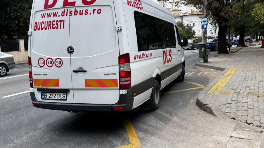 Maxi Taxi din nou in Pitestii se opreste la statii