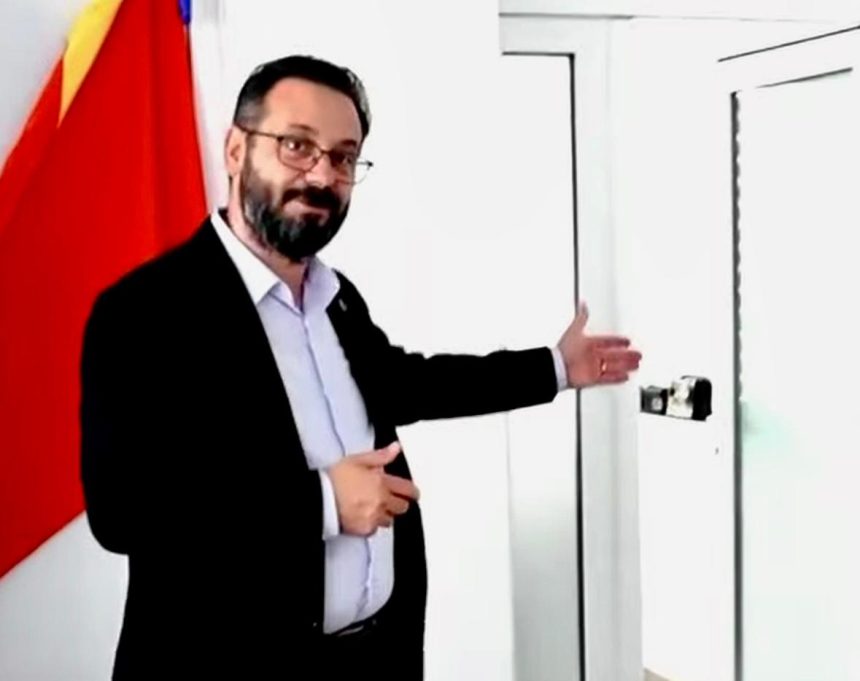 Mihai Cotet invita argeseni la dialog in fiecare zi