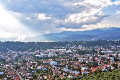 Raport alarmant Campulung intre orasele in risc