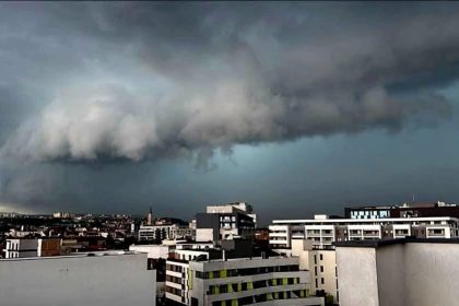 Romania sub ciclonul Zack Temperaturile scad brusc furtuni
