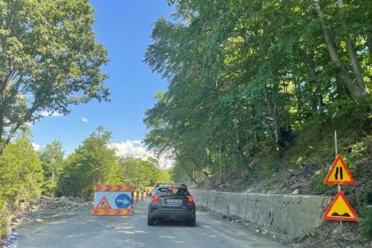 Trafic dat peste cap Restrictii pe mai multe tronsoane