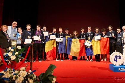 Piteshti Elevi de excelenta de la Bratianu si Tudor