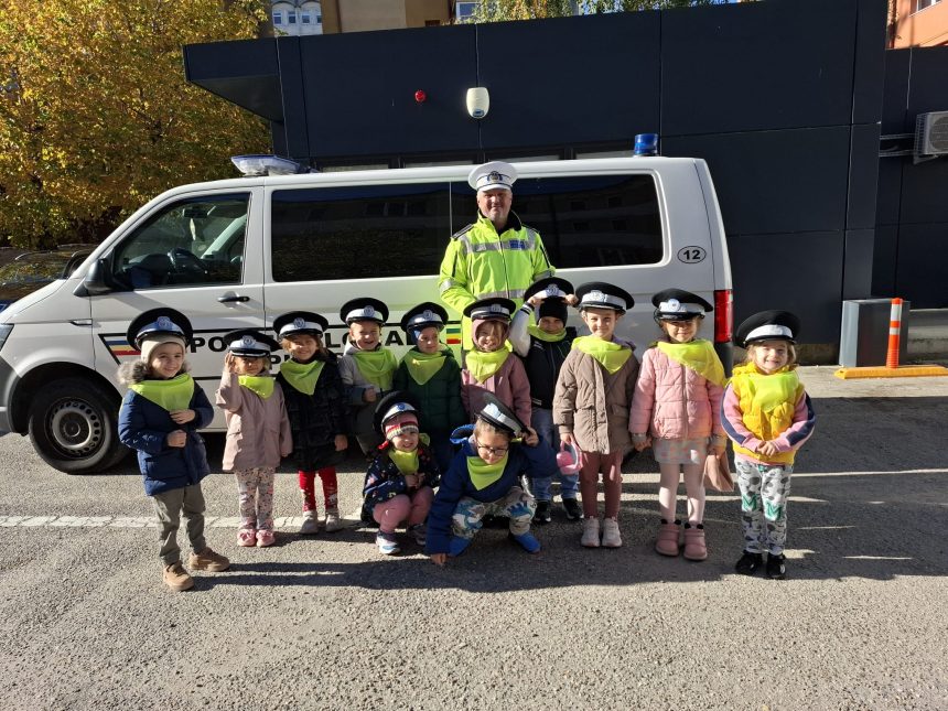 Politia Locala Pitesti vizitata de poliisti mici