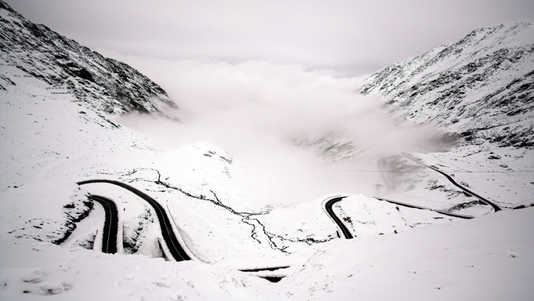 Transfagarasanul si Transalpina sau inchis CNAIR