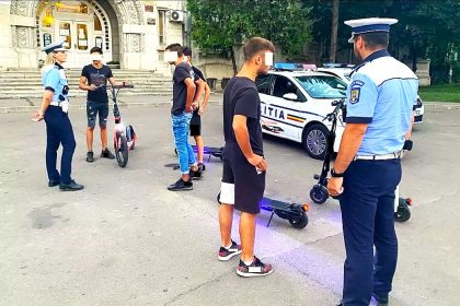 Amenzi pentru parintii copiilor ce circula cu trotinete