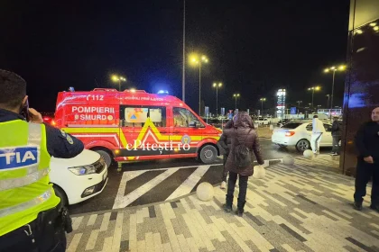 Exclusiv Doua pustoai ce s au batut la Arges Mall