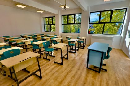 Liber pentru elevi si profesori Cate zile stau acasa