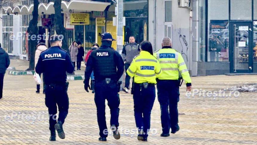 Pites ti Disparut fara urma Baiat de 15 ani