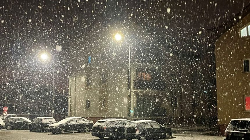 Primul mare val de ninsoare va lovi weekendul acesta