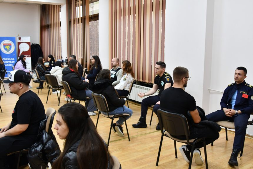 Proiect al Penitenciarului Mioveni care formeaza caractere