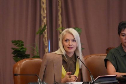 lege noua in parlament propusa de alina gorghiu