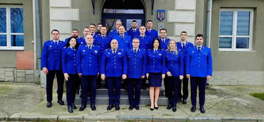 Avansari in grad la Jandarmeria Arges de Ziua Nationala