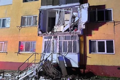 Explozie intr un bloc din Alesd femeie grav ranita