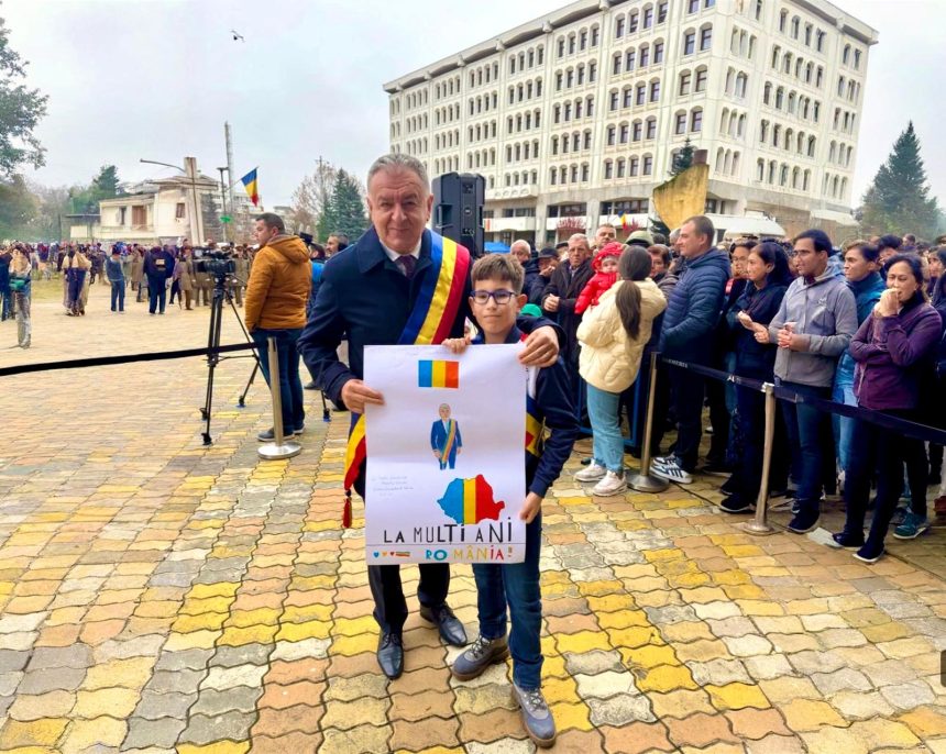 Gentea DA sunt primarul lui si al pitestetilor