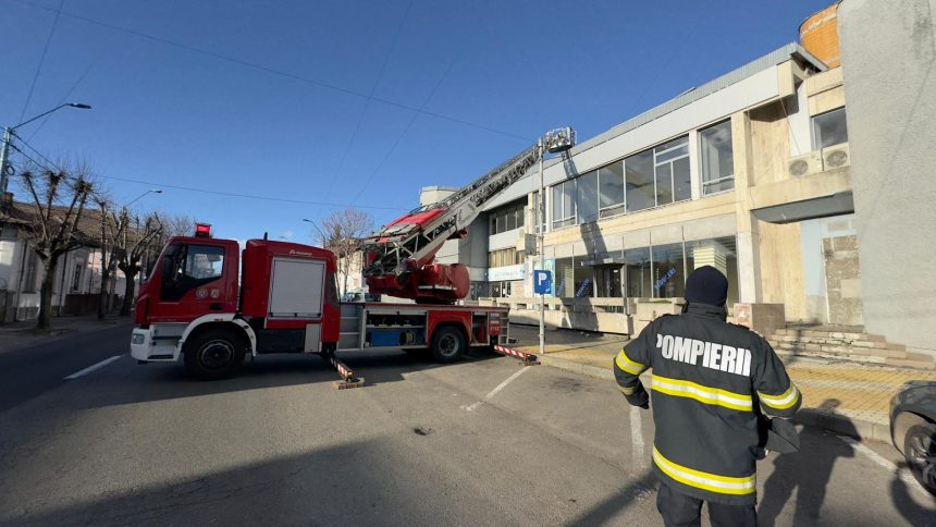 Pericol serios in Centrul Pitesti langa Hotel Muntenia