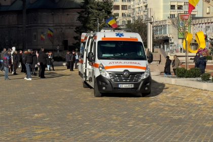 Pitesht i Urgenta in Centru Bat bat cu stop cardiac