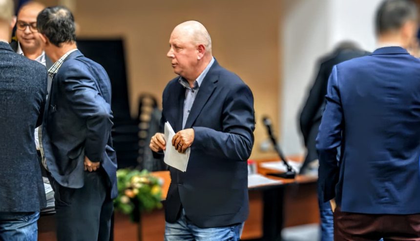 Piteshti Votam tacem bifam Un consilier USR vorbeste