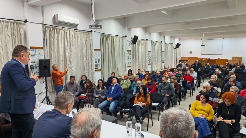 Pitesti Oamenii din cartiere invitati de primarul Gentea