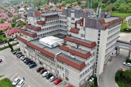 Spitalul Municipal Campulung angajeaza in continuare