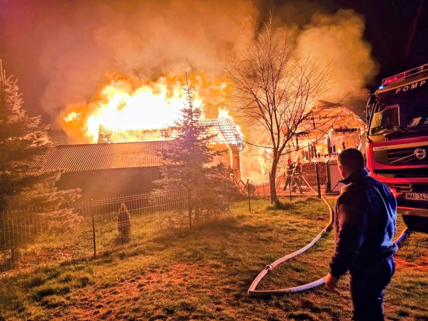 incendiu devastator la vila din arges un mort