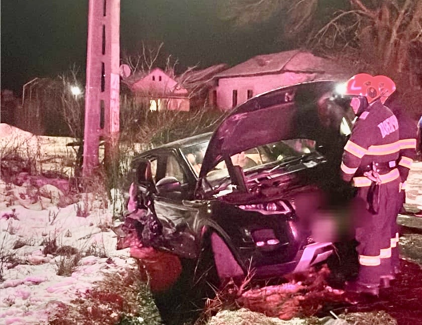 Accident grav in Arges O femeie de 39 de ani a fost transportata la