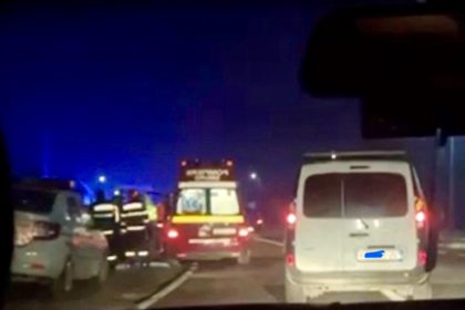 Accident grav in aceasta seara Barbat prins in caroserie