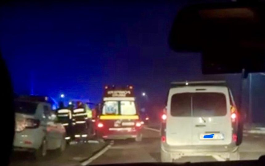 Accident grav in aceasta seara Barbat prins in caroserie